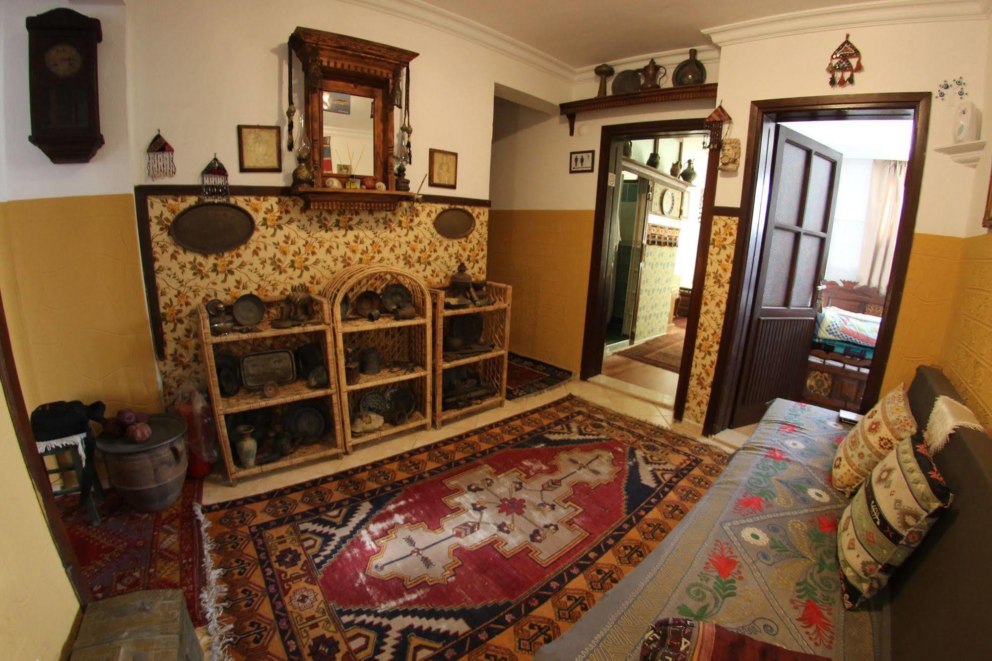 Homeros Pension & Guesthouse Σελτσούκ Εξωτερικό φωτογραφία